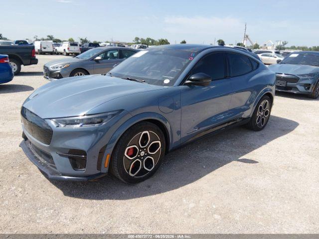 2023 FORD MUSTANG MACH-E GT 照片 2