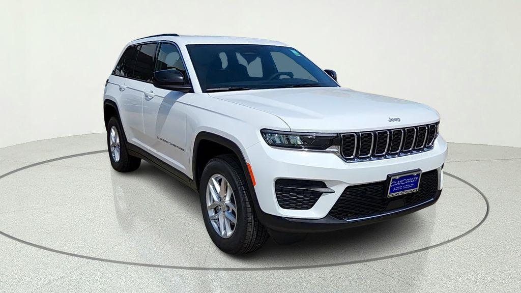 New 2026 Jeep Grand Cherokee Laredo