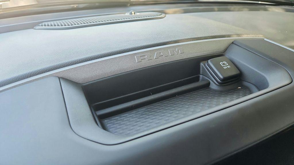 2026 RAM 1500 TRADESMAN — миниатюра 20