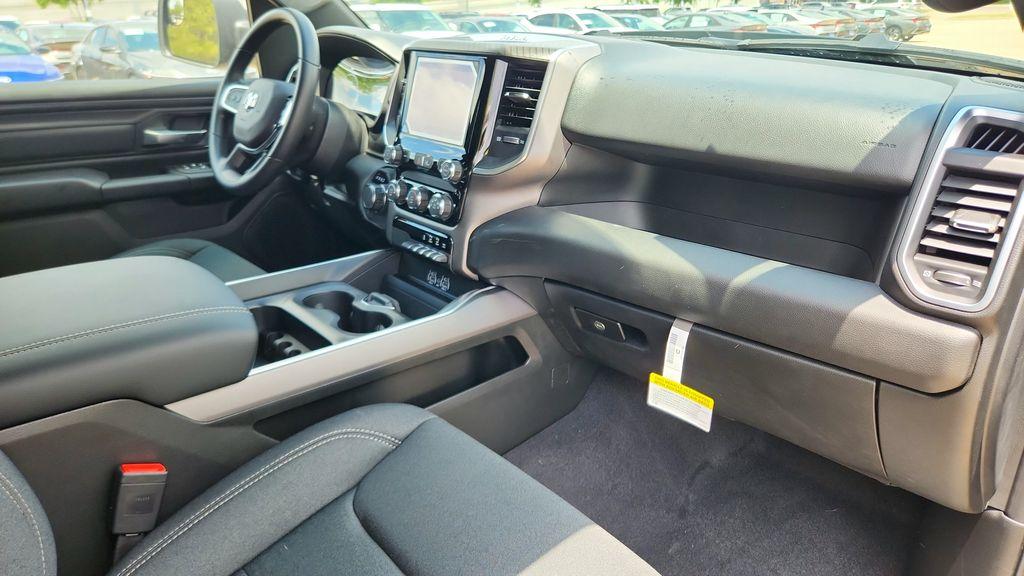 2026 RAM 1500 EXPRESS — миниатюра 28