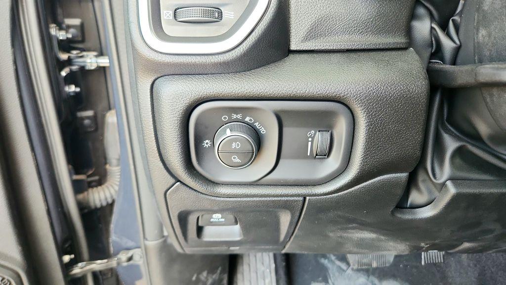 2026 RAM 1500 EXPRESS 缩略图 20