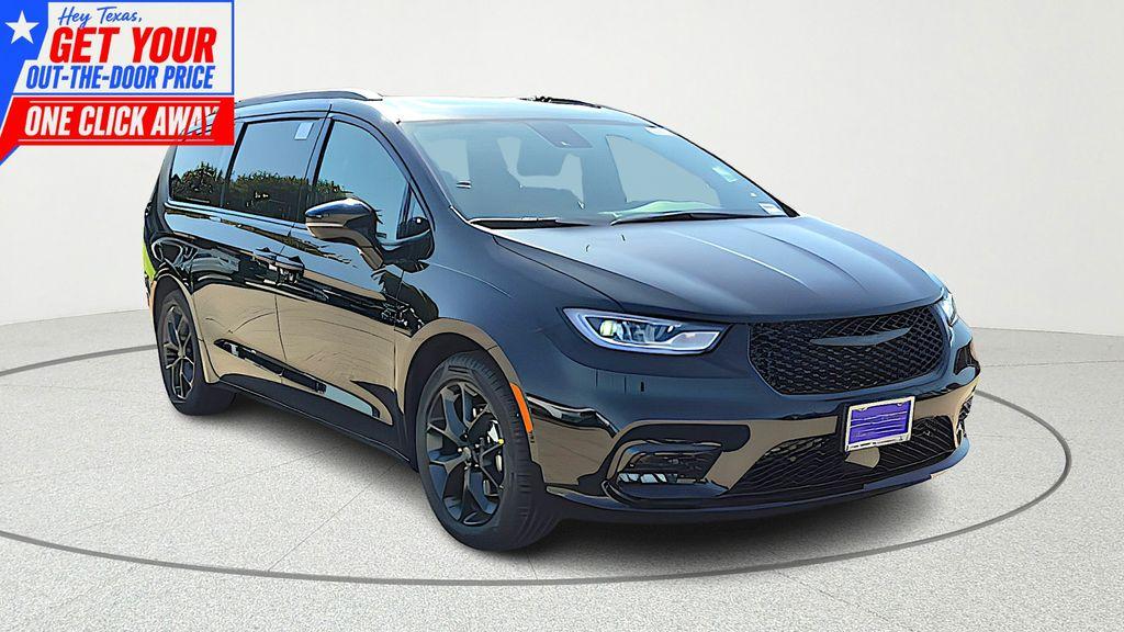New 2026 Chrysler Pacifica Limited