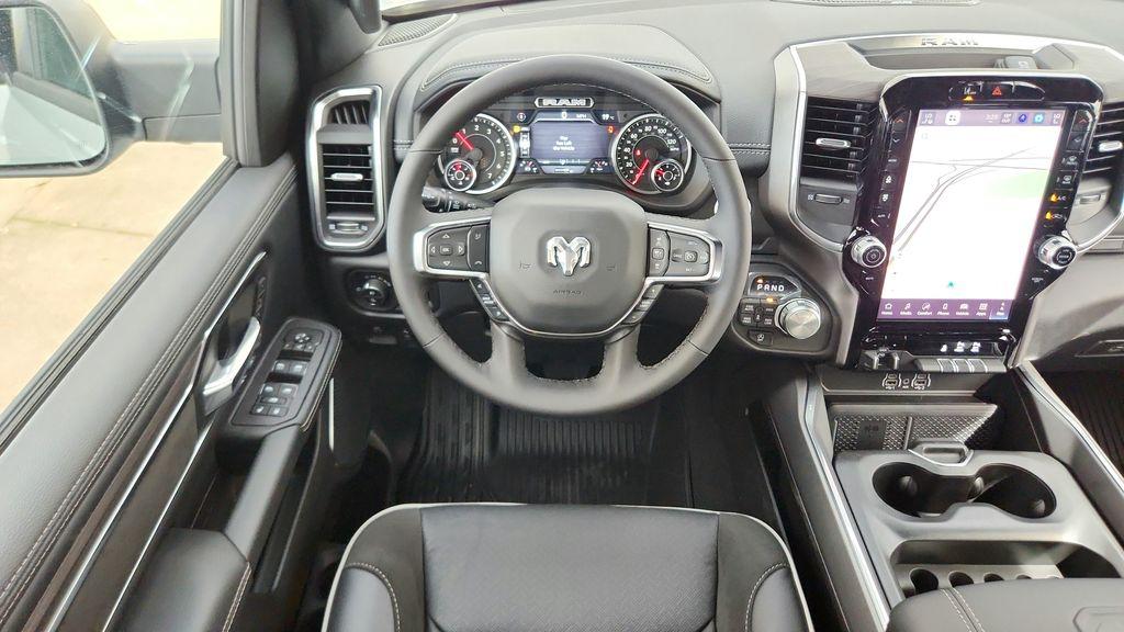 صورة مصغرة 29 لـ 2026 RAM 1500 LARAMIE