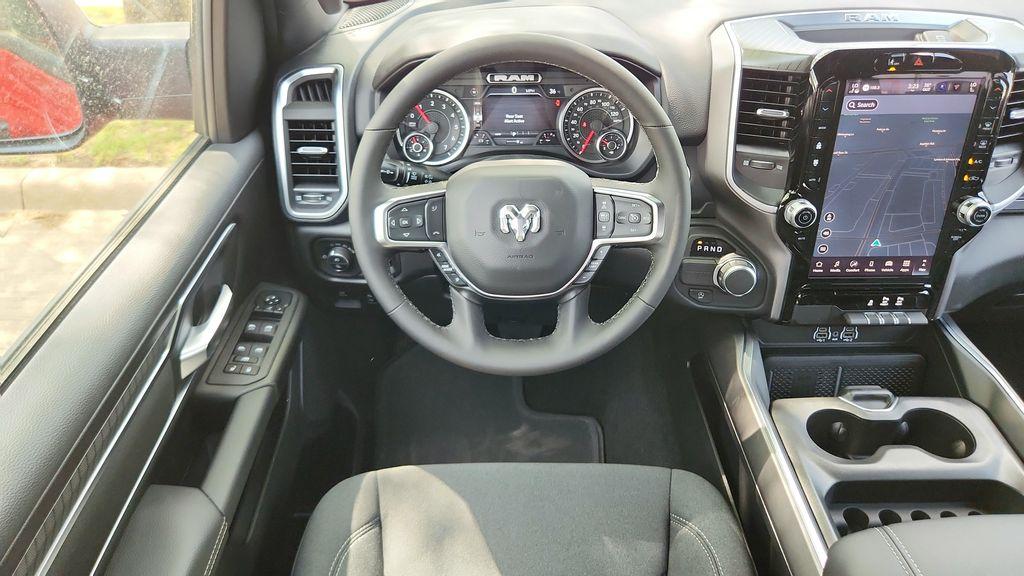 2026 RAM 1500 BIG HORN/LONE STAR — миниатюра 27