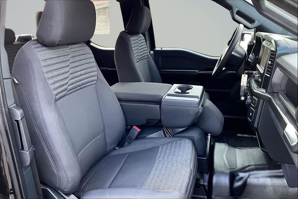FORD F-150 XL - 8