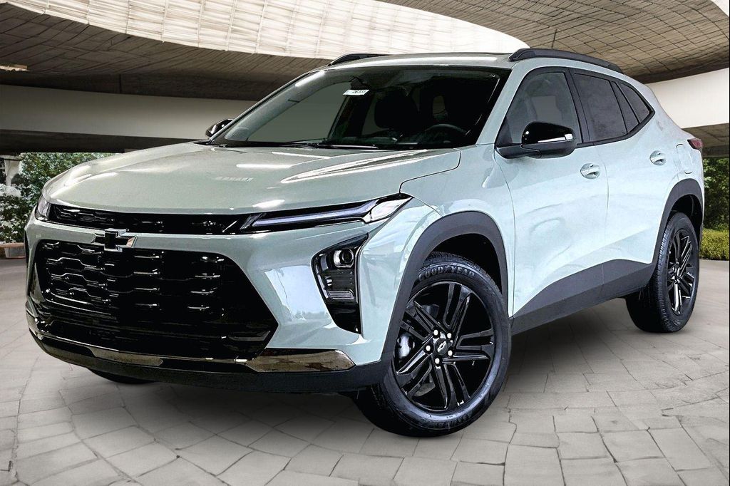 New 2026 Chevrolet Trax FWD ACTIV
