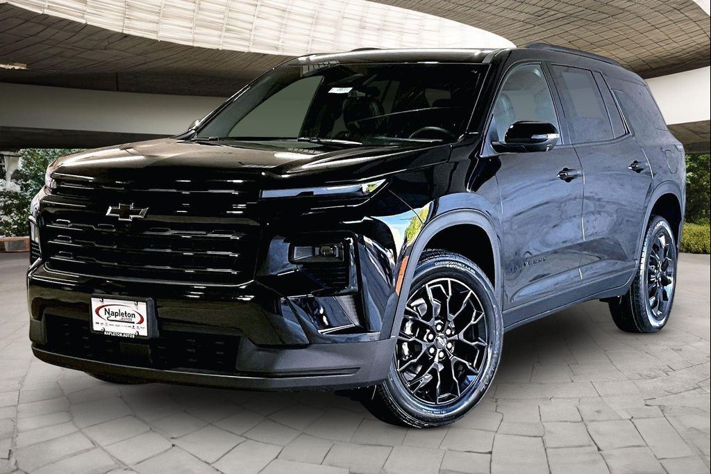 New 2026 Chevrolet Traverse LT
