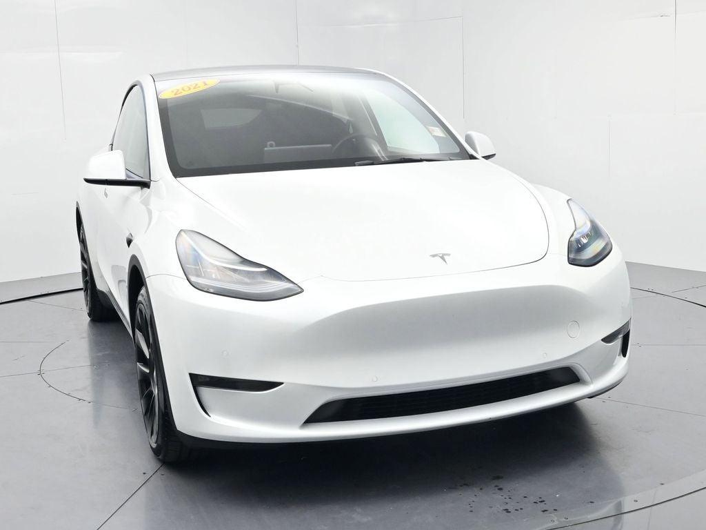 TESLA MODEL Y LONG RANGE - 2