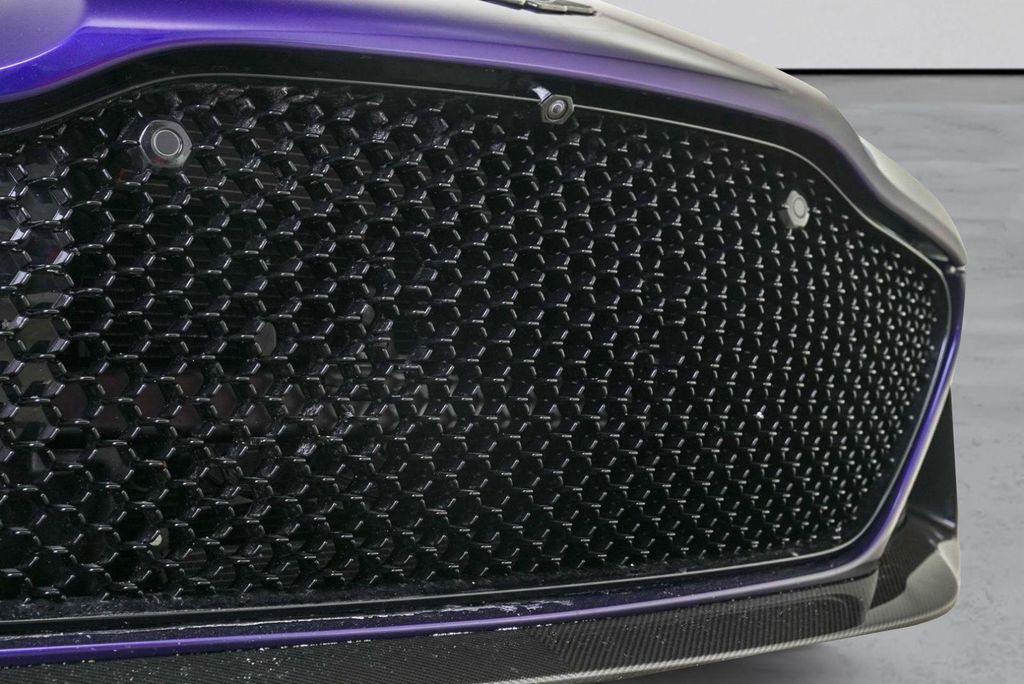 2023 Aston Martin DBS 770 ULTIMATE — миниатюра 39