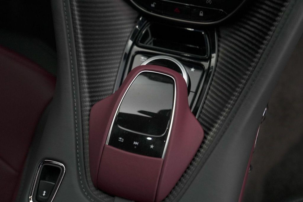 2023 Aston Martin DBS 770 ULTIMATE — миниатюра 29
