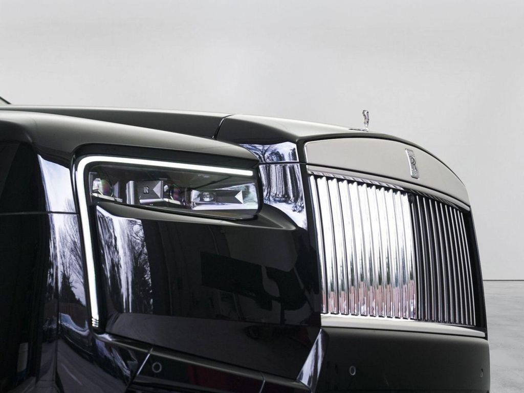 صورة 5 لـ 2025 ROLLS-ROYCE CULLINAN