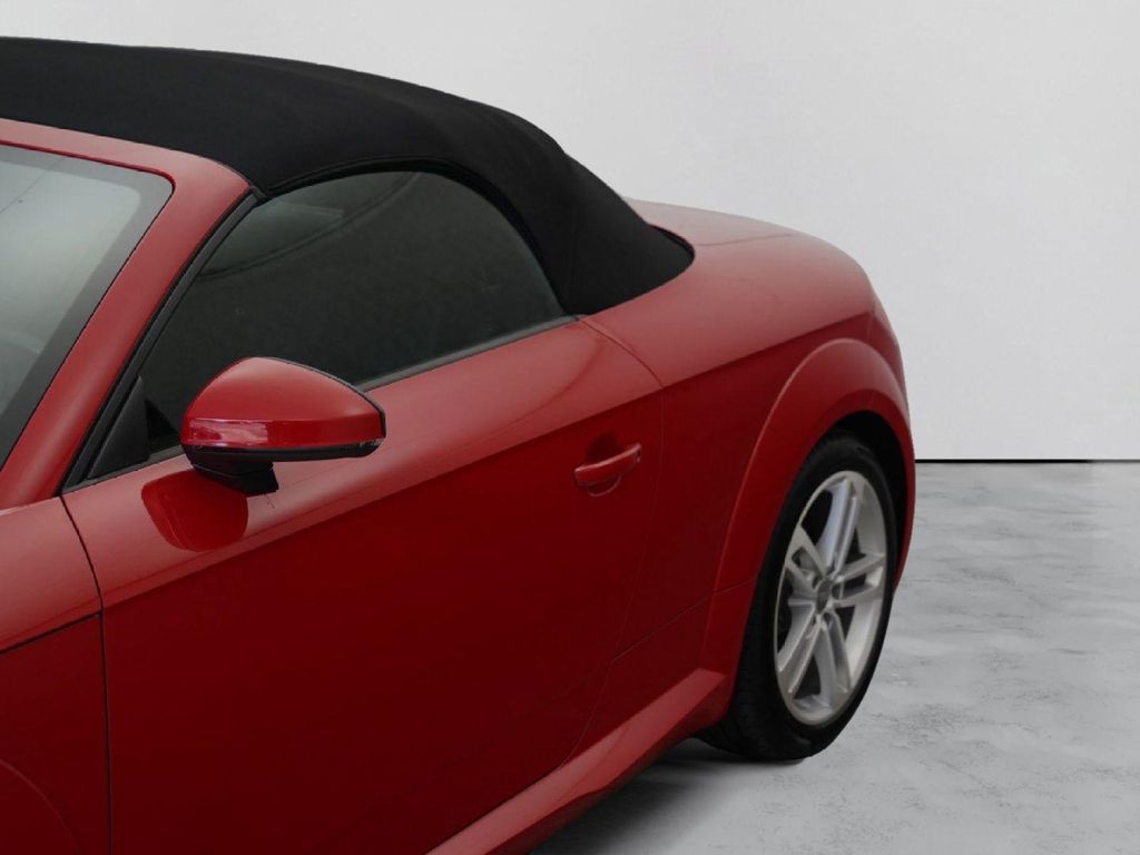 2022 AUDI TT 2.0T — миниатюра 40