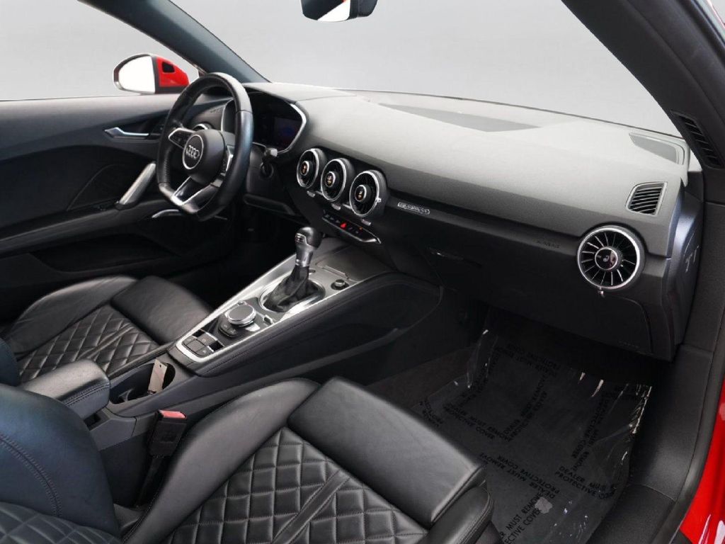 2022 AUDI TT 2.0T — миниатюра 25