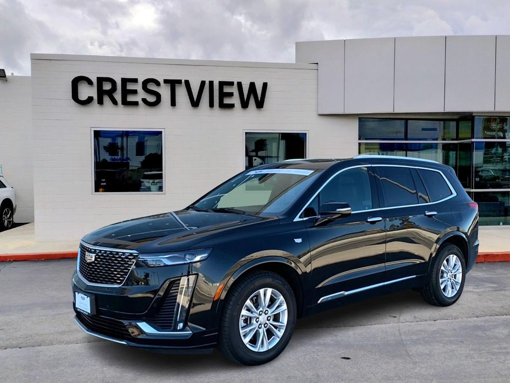 Certified 2025 Cadillac XT6 Luxury FWD