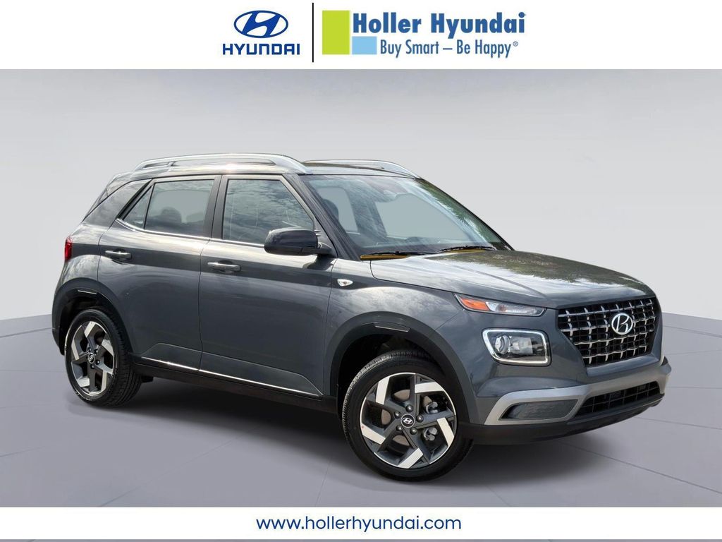 New 2026 Hyundai VENUE SEL w/Two-Tone Roof