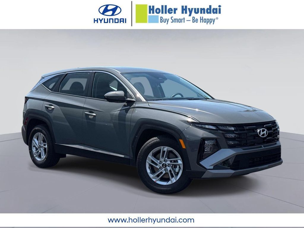 New 2026 Hyundai TUCSON SE