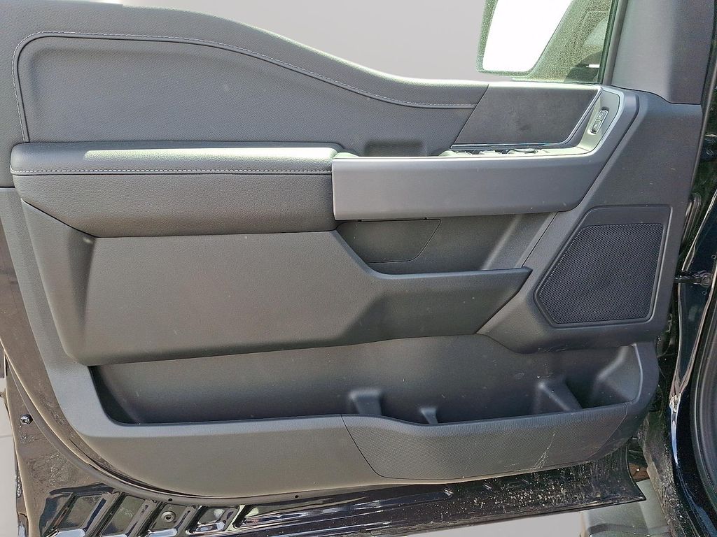 FORD F-150 XLT - 8