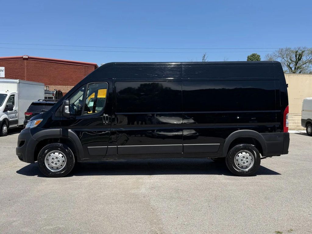 2023 RAM PROMASTER 2500 HIGH ROOF — фото 3