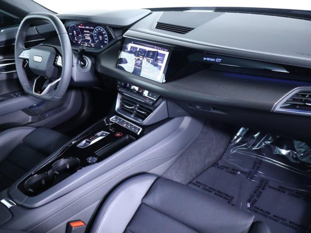 صورة مصغرة 16 لـ 2026 AUDI S E-TRON GT PREMIUM PLUS QUATTRO
