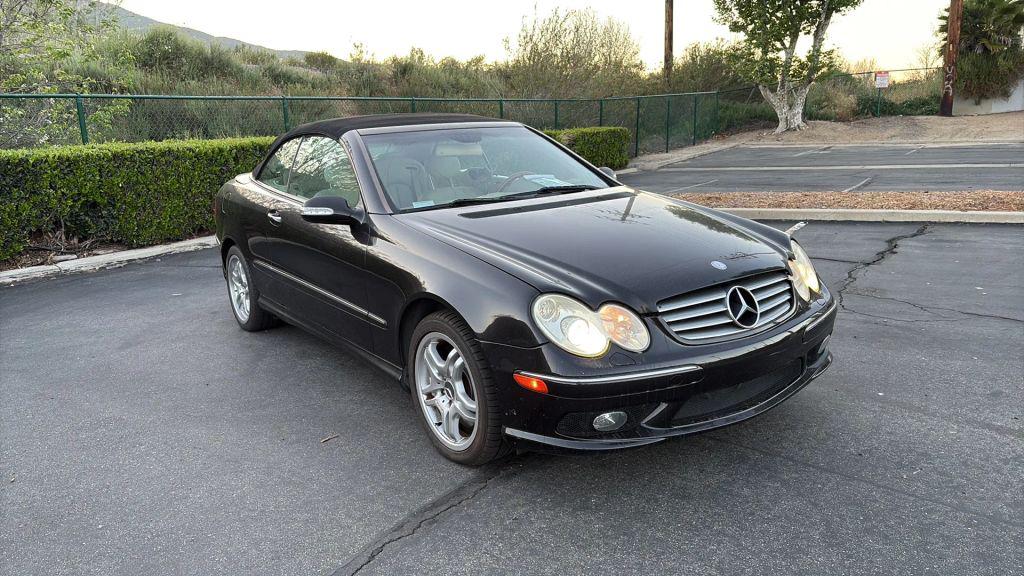 2004 Mercedes-Benz CLK-Class