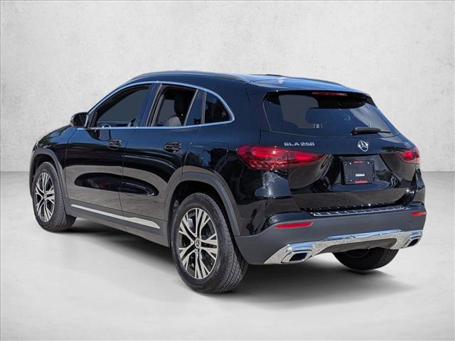 MERCEDES-BENZ GLA-CLASS - 8