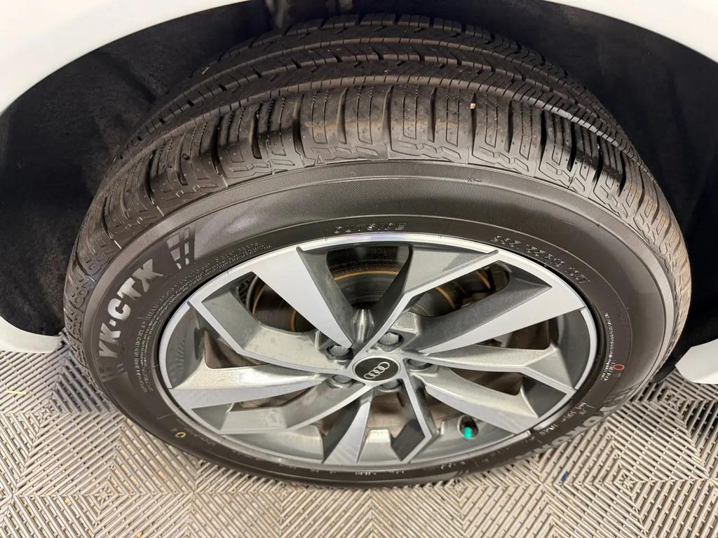 صورة مصغرة 40 لـ 2023 AUDI Q5 45 S LINE PREMIUM PLUS