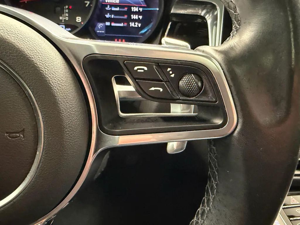 2021 Porsche MACAN — миниатюра 26