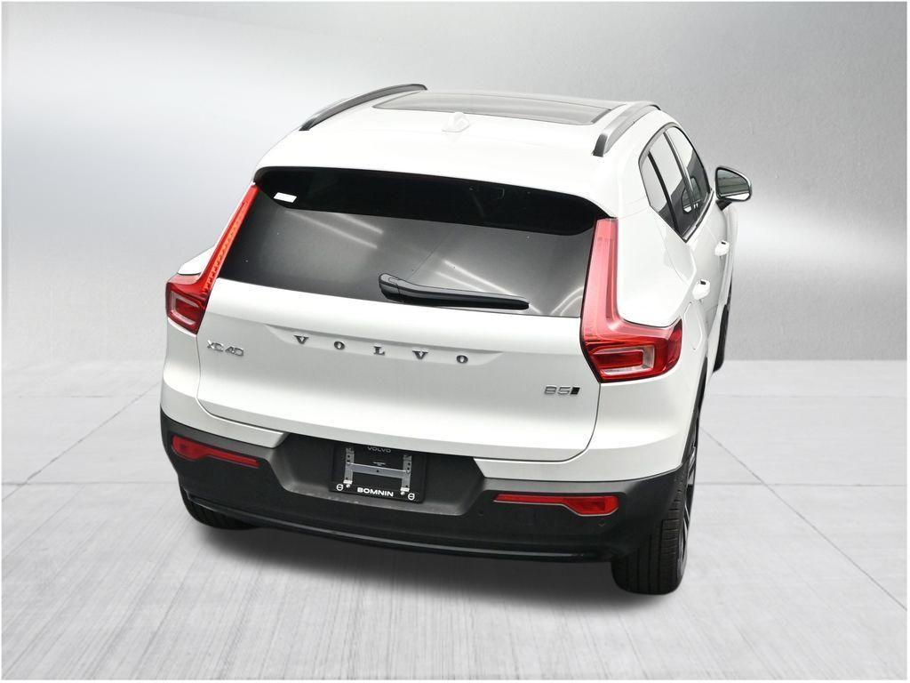 صورة مصغرة 15 لـ 2026 Volvo XC40 B5 PLUS