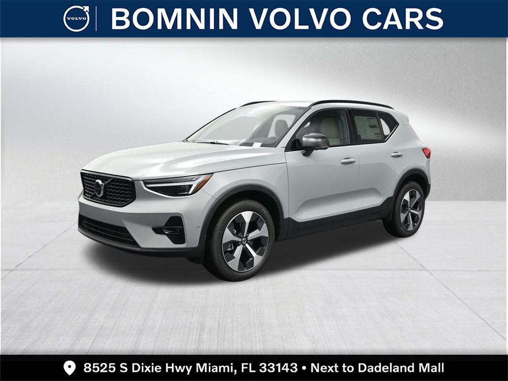 New 2026 Volvo XC40 B5 Plus