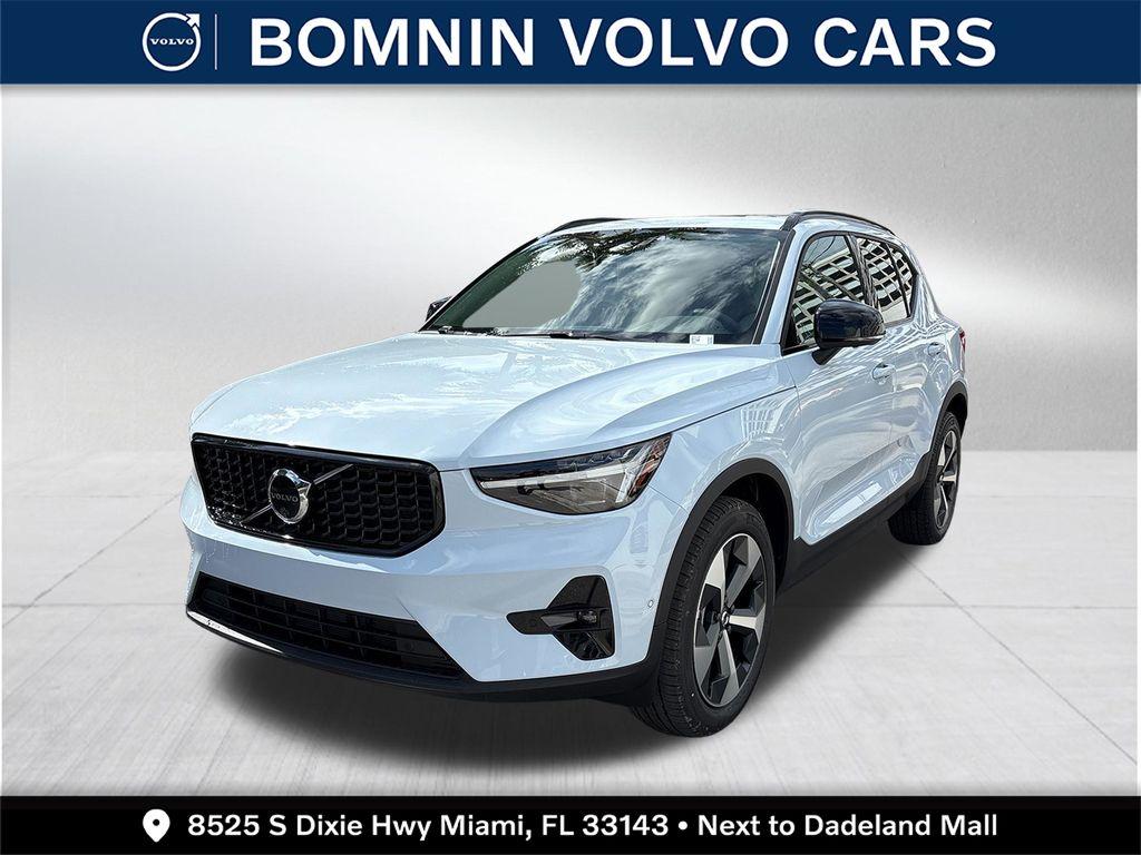 New 2026 Volvo XC40 B5 Plus