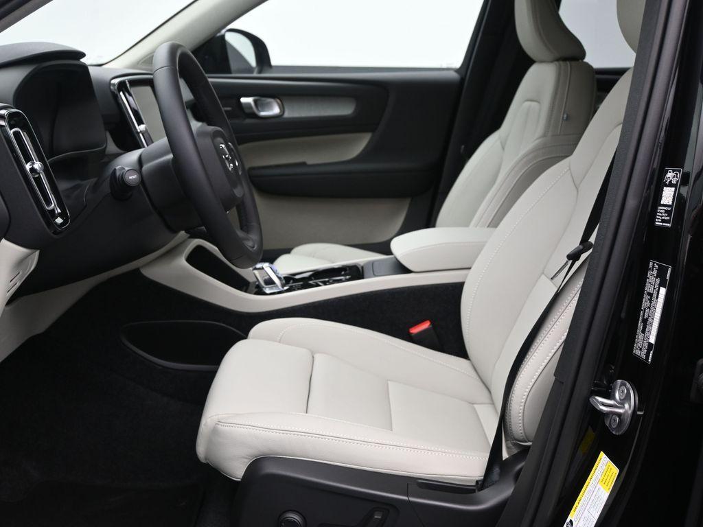 2026 Volvo XC40 B5 ULTRA — миниатюра 11