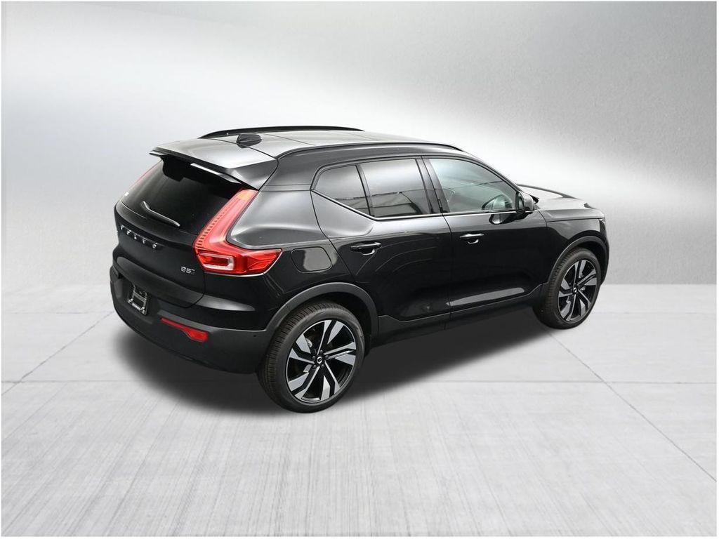 2026 Volvo XC40 B5 ULTRA — миниатюра 17