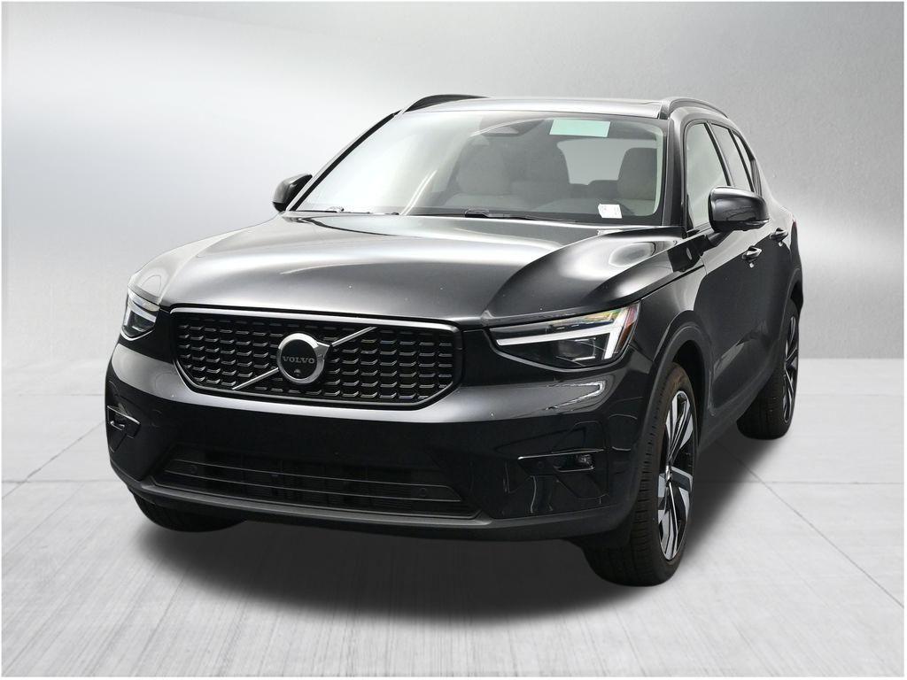 2026 Volvo XC40 B5 ULTRA — фото 8