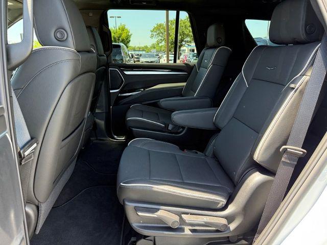 2026 Cadillac ESCALADE SPORT thumbnail 16