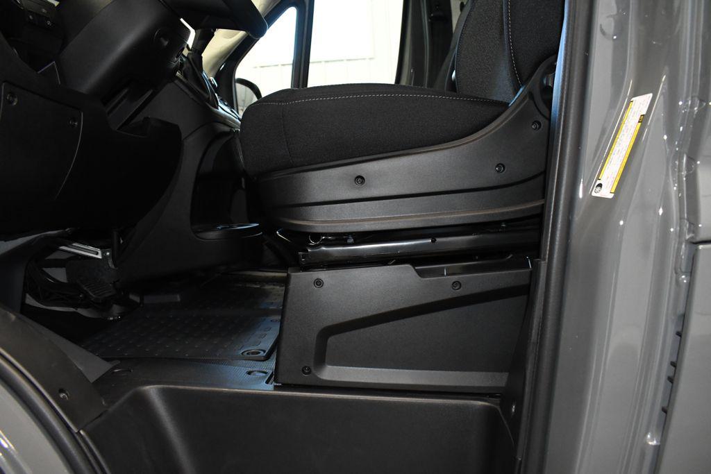 صورة مصغرة 18 لـ 2026 RAM PROMASTER 1500 LOW ROOF