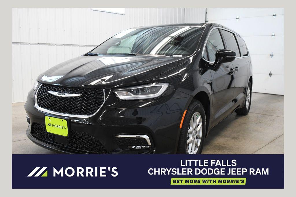 New 2026 Chrysler Pacifica L