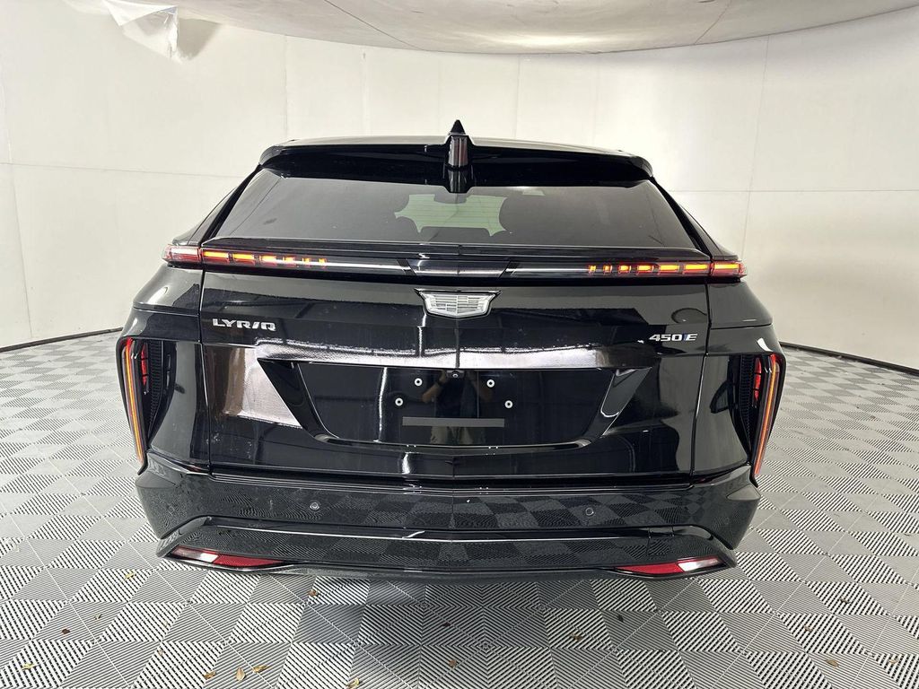 صورة 7 لـ 2024 Cadillac LYRIQ SPORT