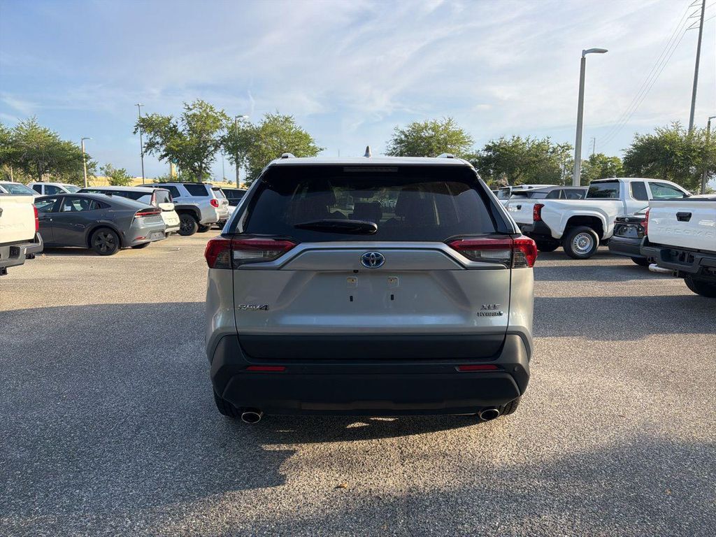 TOYOTA RAV4 - 4