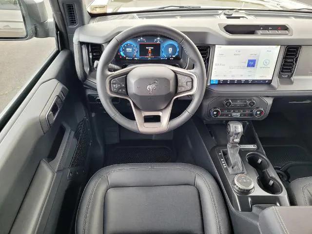 FORD BRONCO - 7