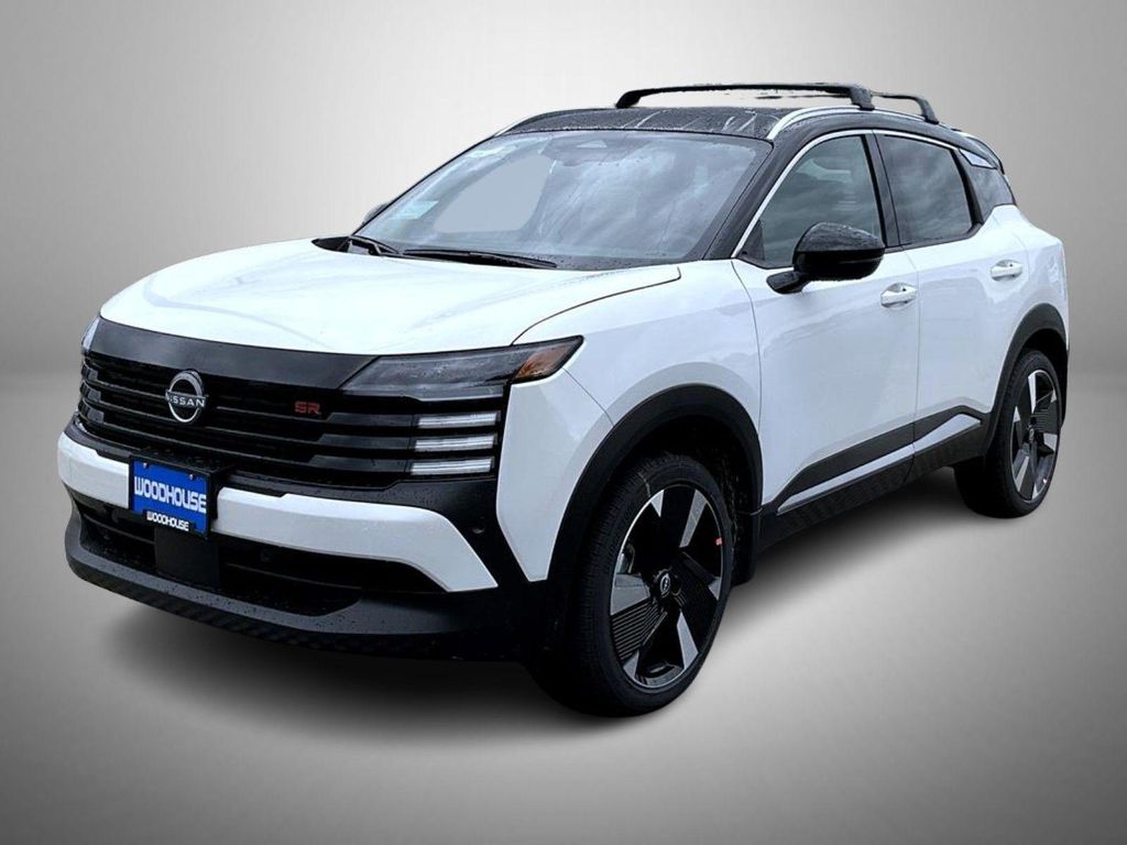 New 2026 Nissan Kicks SR