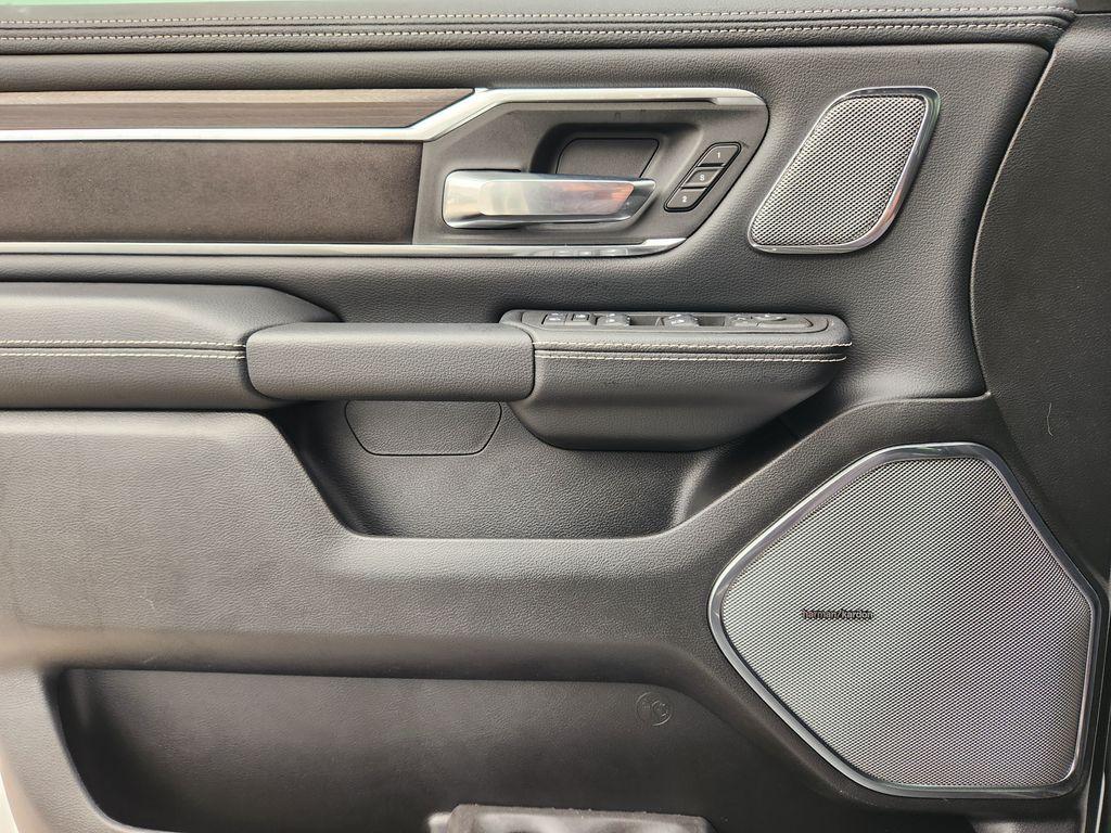 صورة مصغرة 19 لـ 2026 RAM 1500 LARAMIE