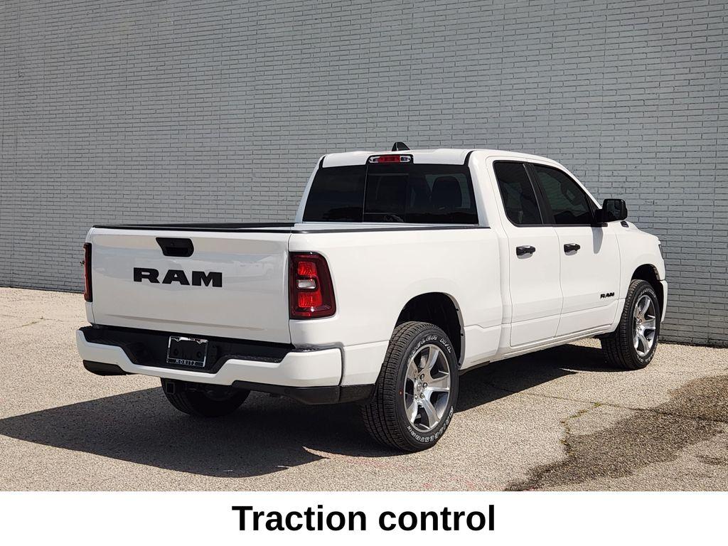 2026 RAM 1500 TRADESMAN thumbnail 4