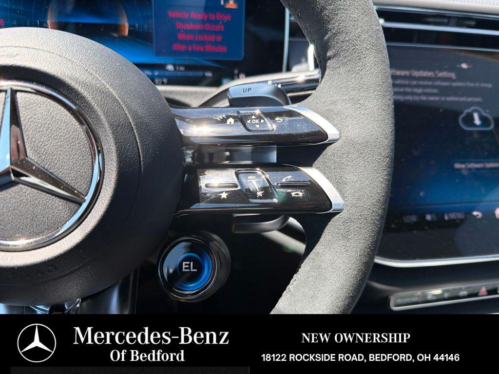 2026 Mercedes-BENZ AMG E 53 E 4MATIC+ — миниатюра 11