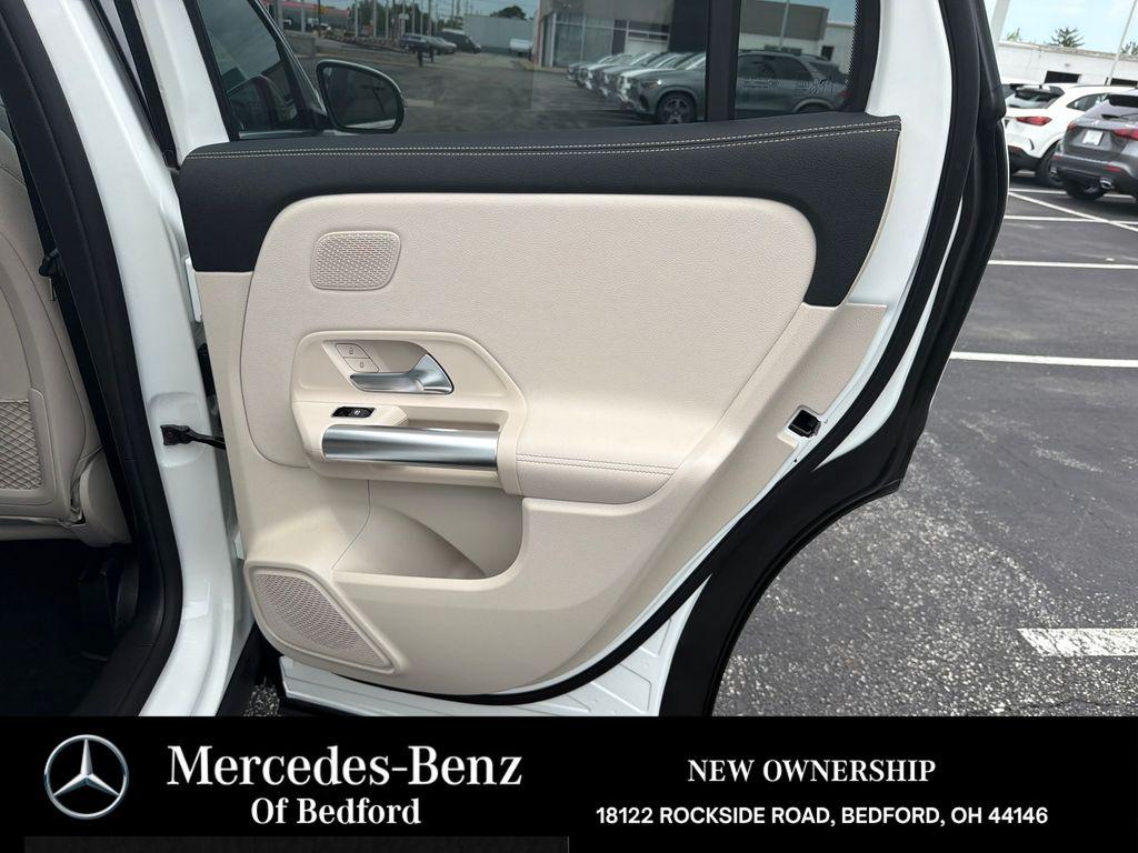 2026 Mercedes-BENZ GLA 缩略图 29