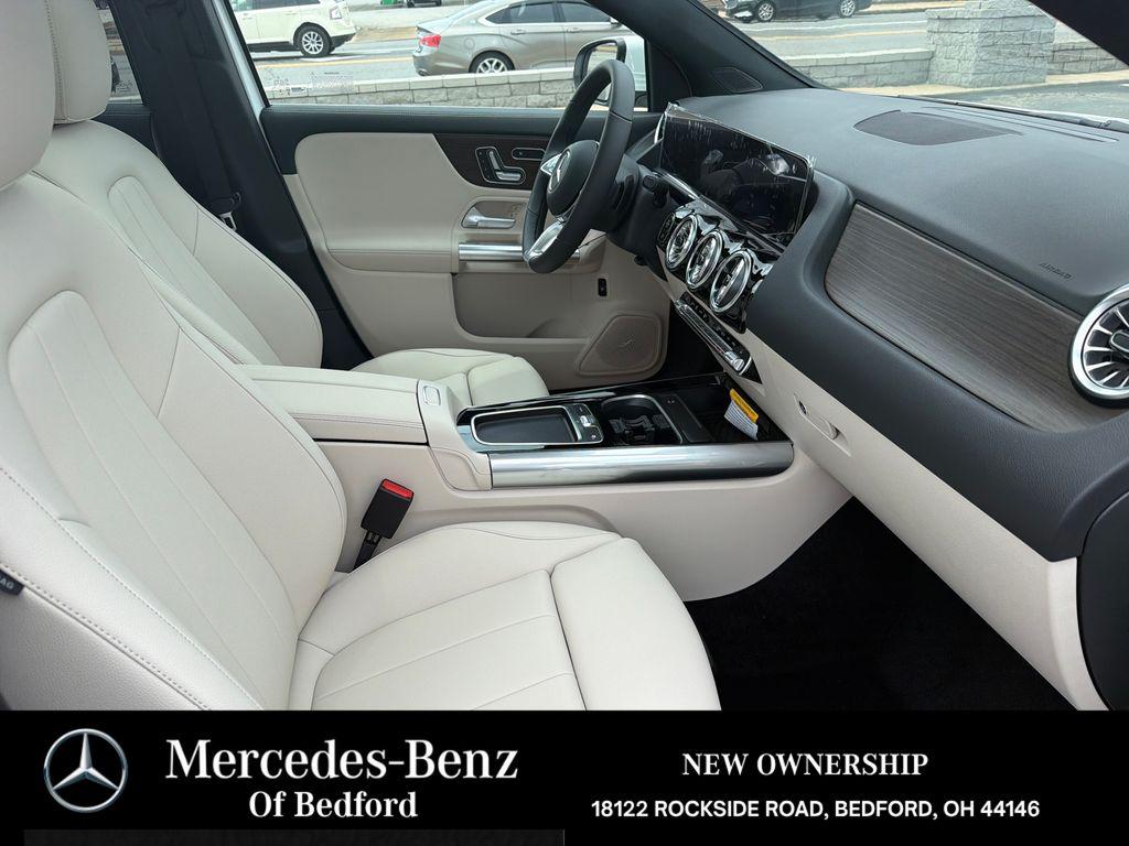 2026 Mercedes-BENZ GLA 缩略图 32