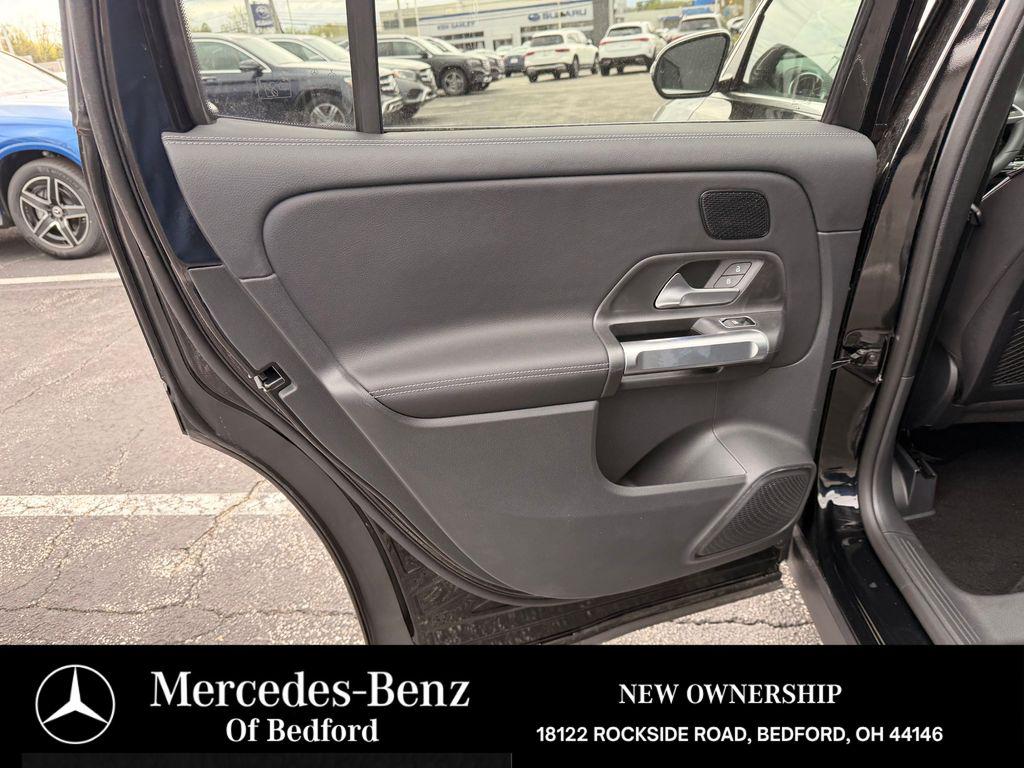 2026 Mercedes-BENZ GLB 缩略图 22
