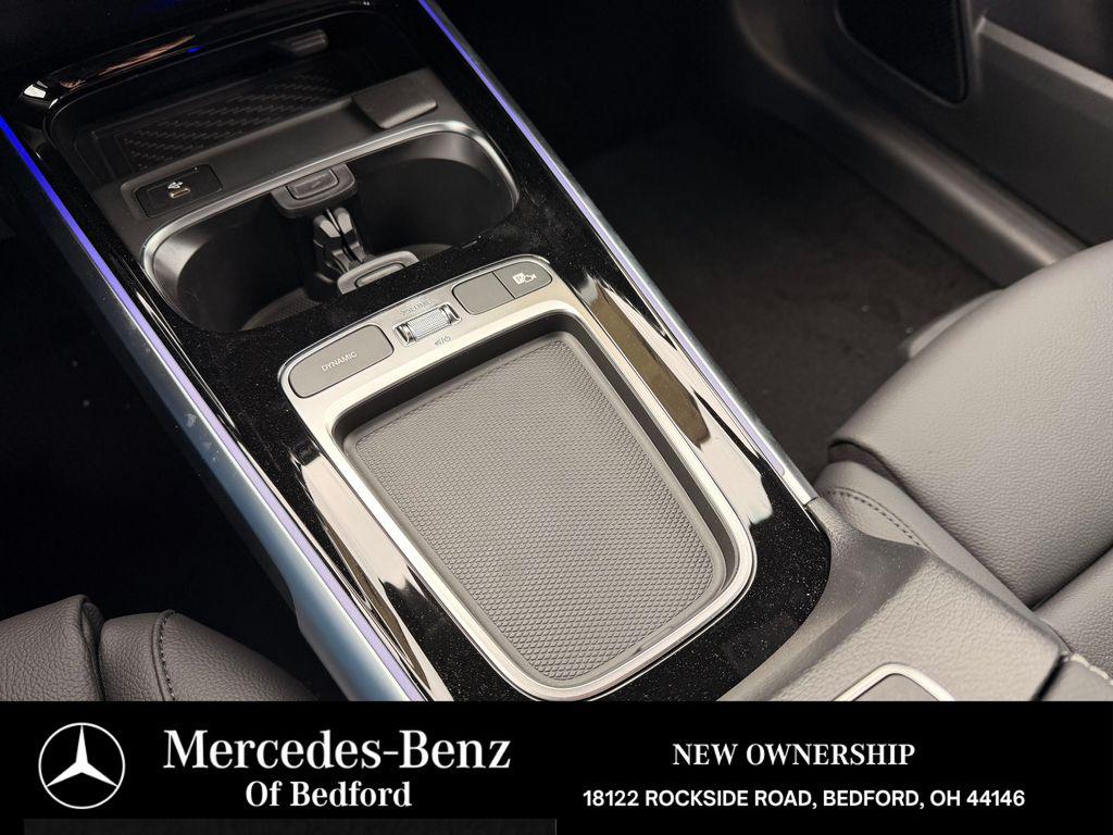 2026 Mercedes-BENZ GLB 缩略图 18