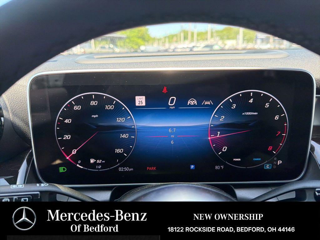 2026 Mercedes-BENZ GLC — миниатюра 13