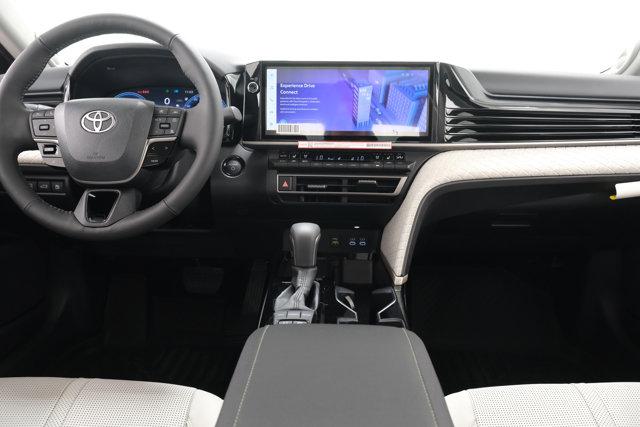 TOYOTA CAMRY - 10