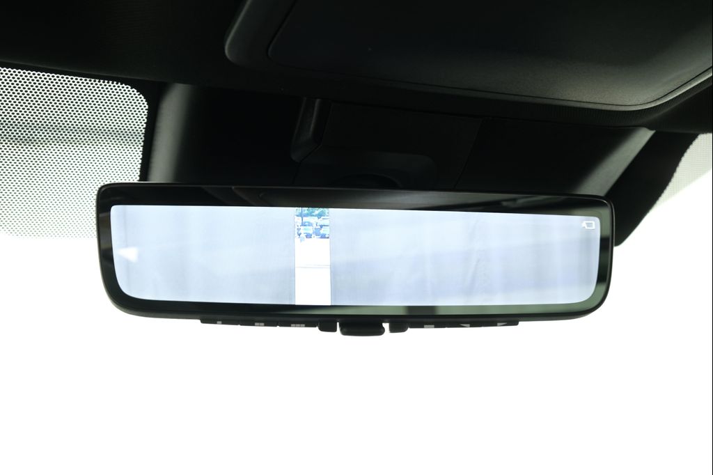 صورة 18 لـ 2023 Toyota TUNDRA PLATINUM